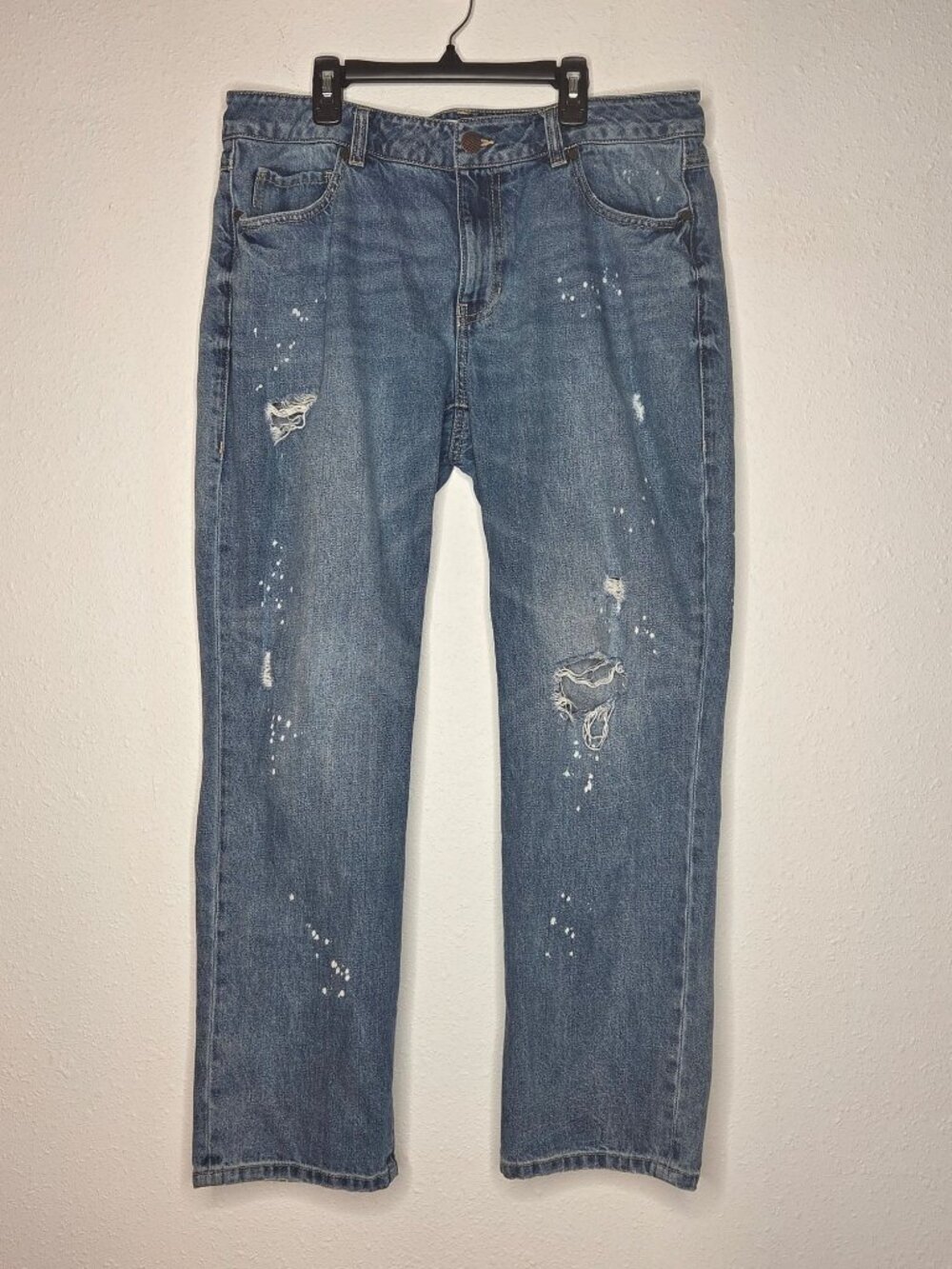 Cabi 100% Boyfriend Jean Distressed Denim Ripped Paint Splatter